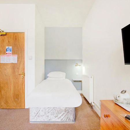 Oyo Eastbank Hotel, Speyside Scotland Rothes المظهر الخارجي الصورة