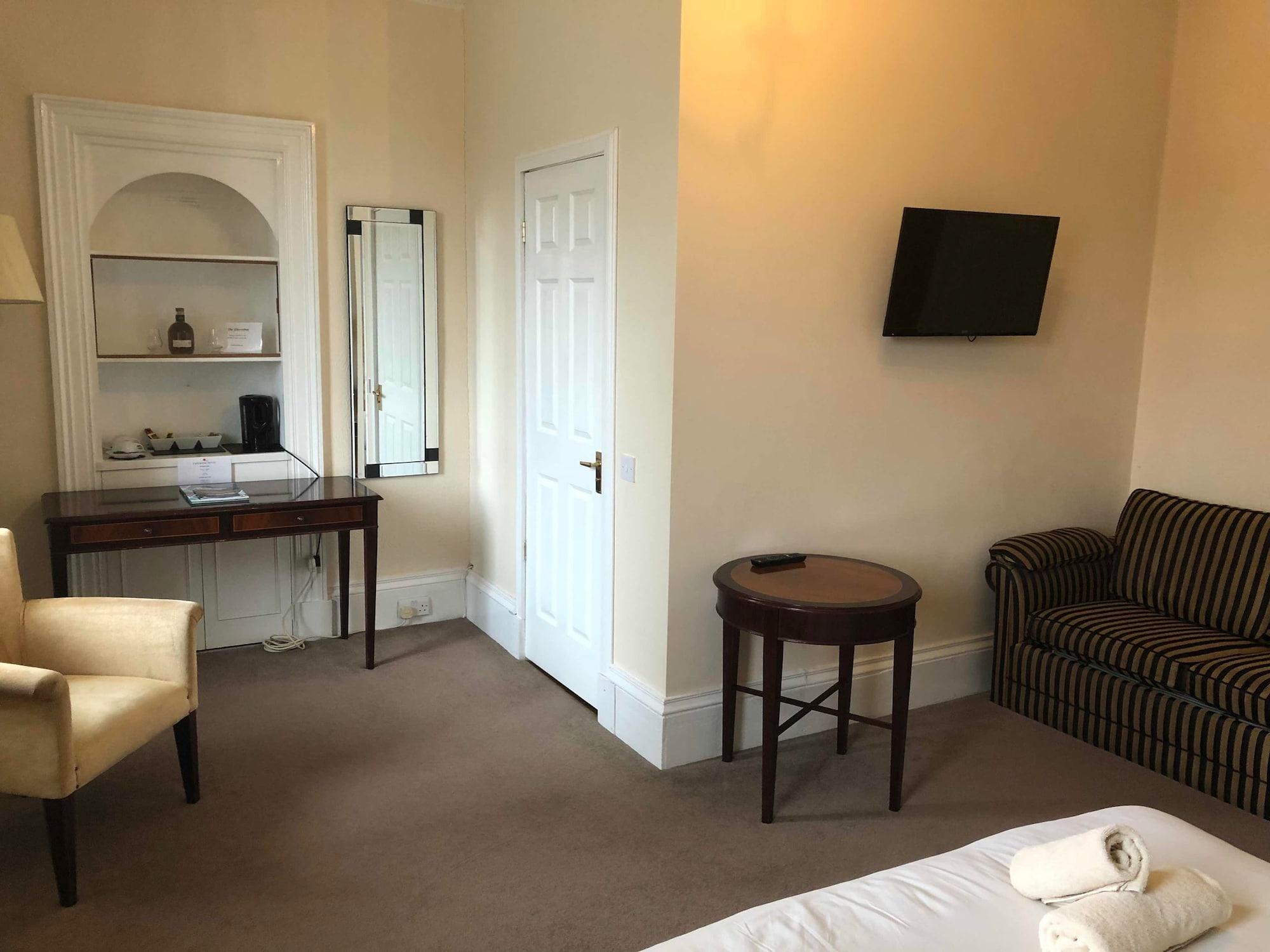 Oyo Eastbank Hotel, Speyside Scotland Rothes المظهر الخارجي الصورة