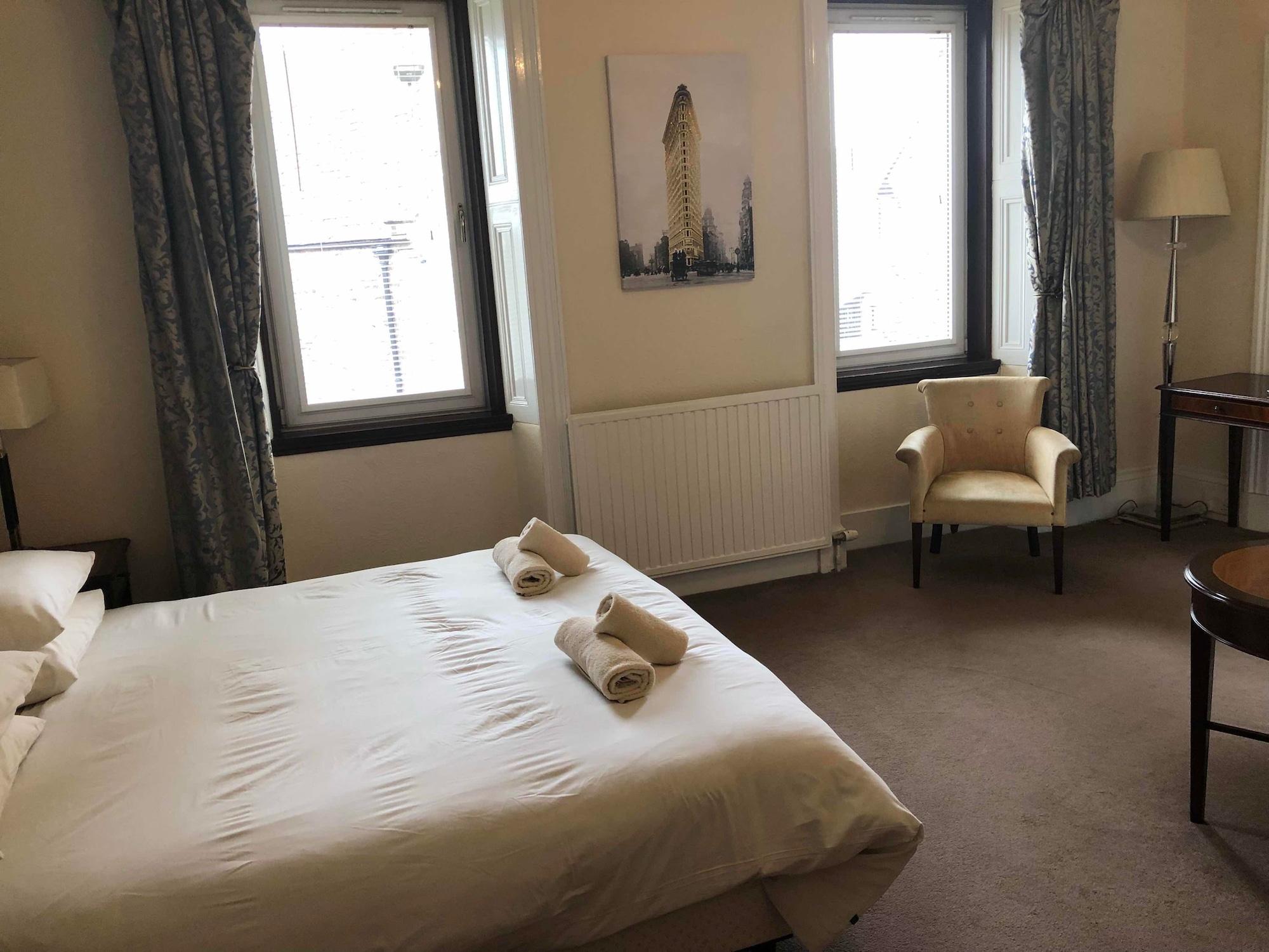 Oyo Eastbank Hotel, Speyside Scotland Rothes المظهر الخارجي الصورة